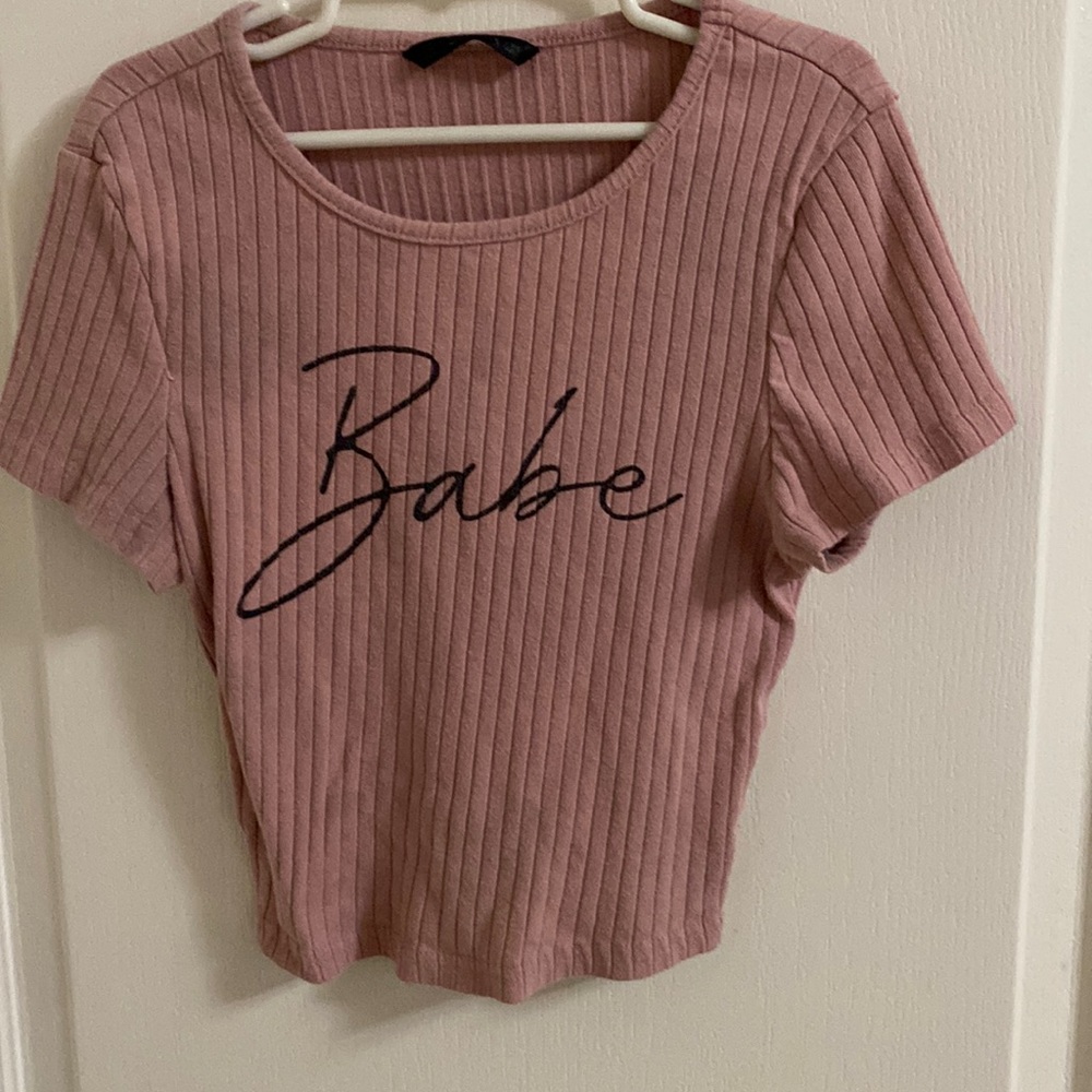 Pink crop tee